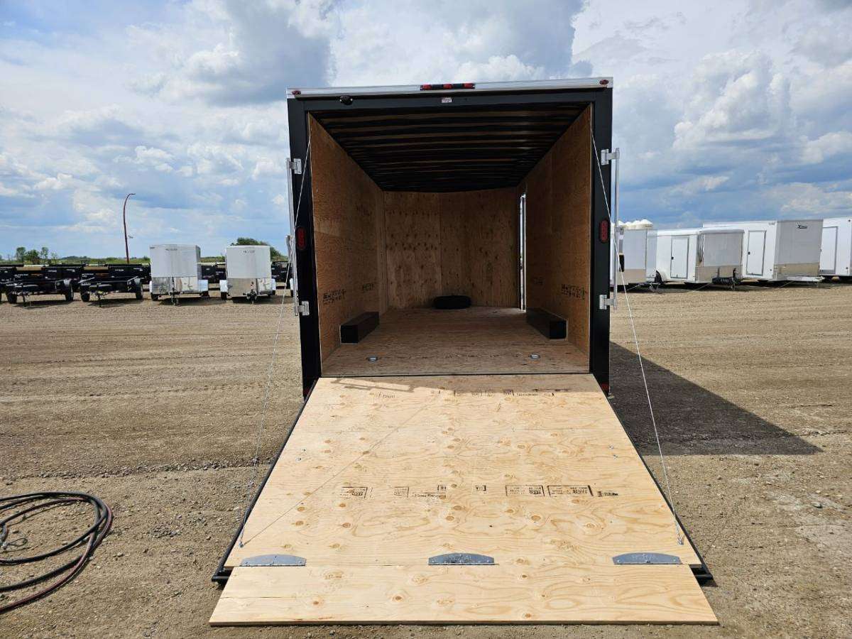 2026 Royal LARC 8'6" x 20' + V-Nose Car Hauler