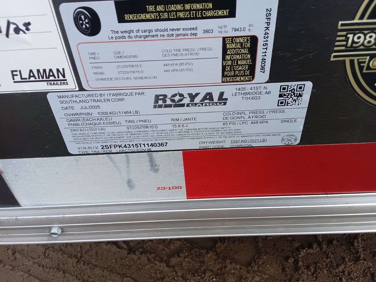 2026 Royal LARC 8'6" x 20' + V-Nose Car Hauler