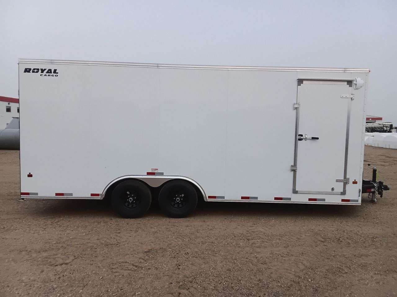 2026 Royal LARC 8'6" x 20' + V-Nose Car Hauler