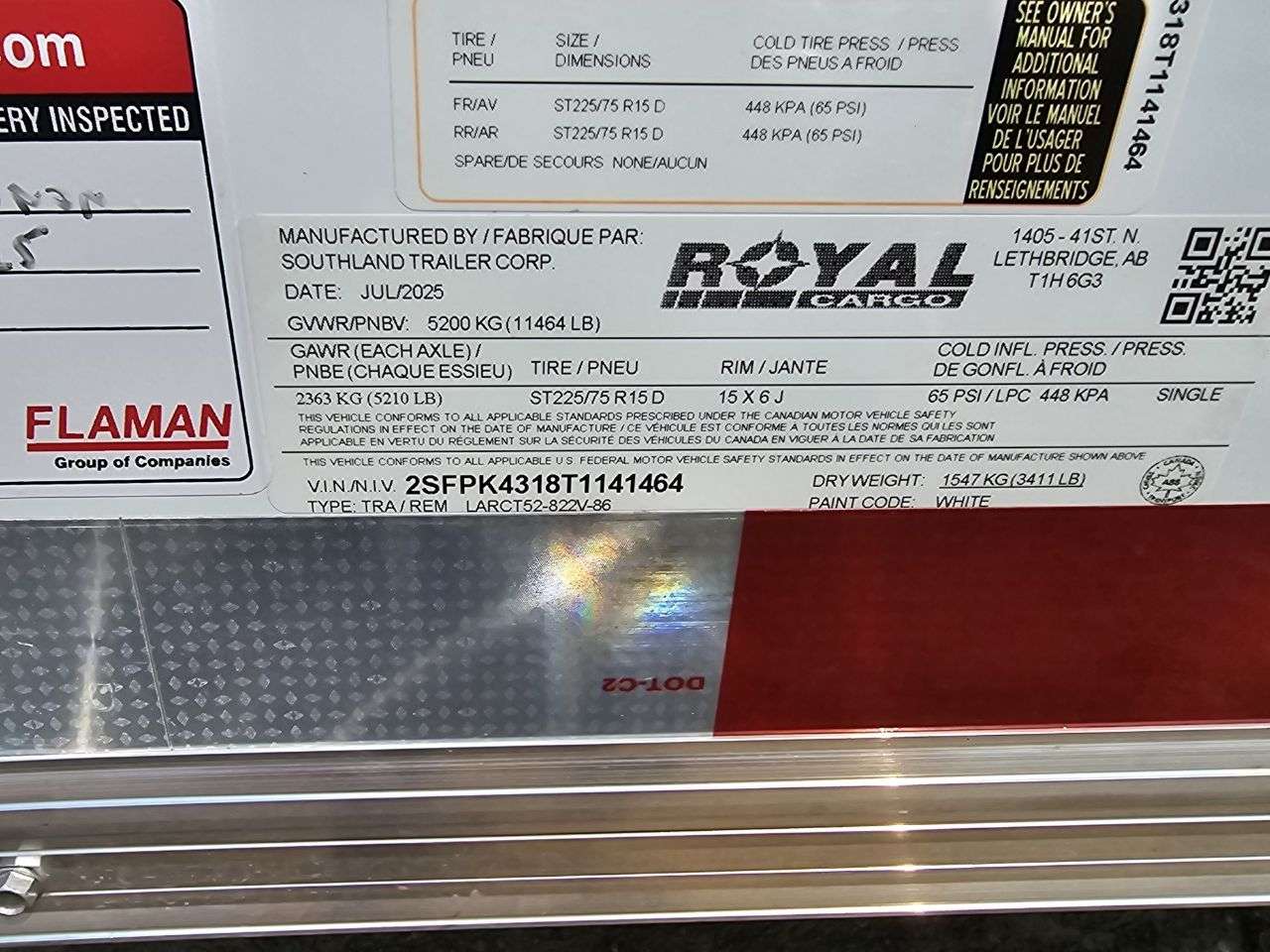 2026 Royal LARC 8'6" x 20' + V-Nose Car Hauler Trailer