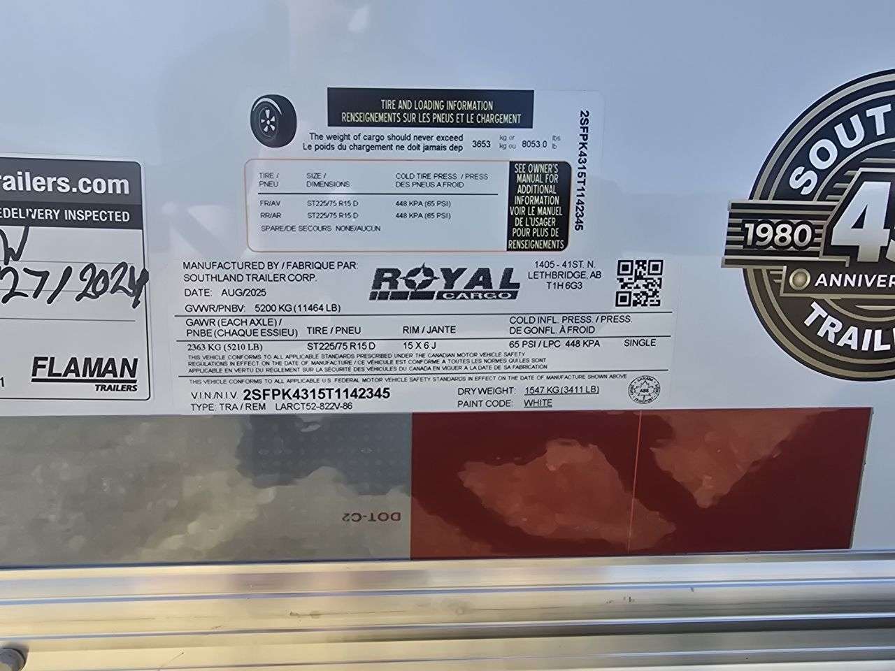 2026 Royal LARC 8'6" x 20' + V-Nose Car Hauler Trailer