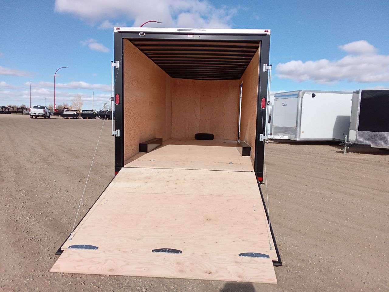 2026 Royal LARC 8'6" x 20' + V-Nose Car Hauler Trailer