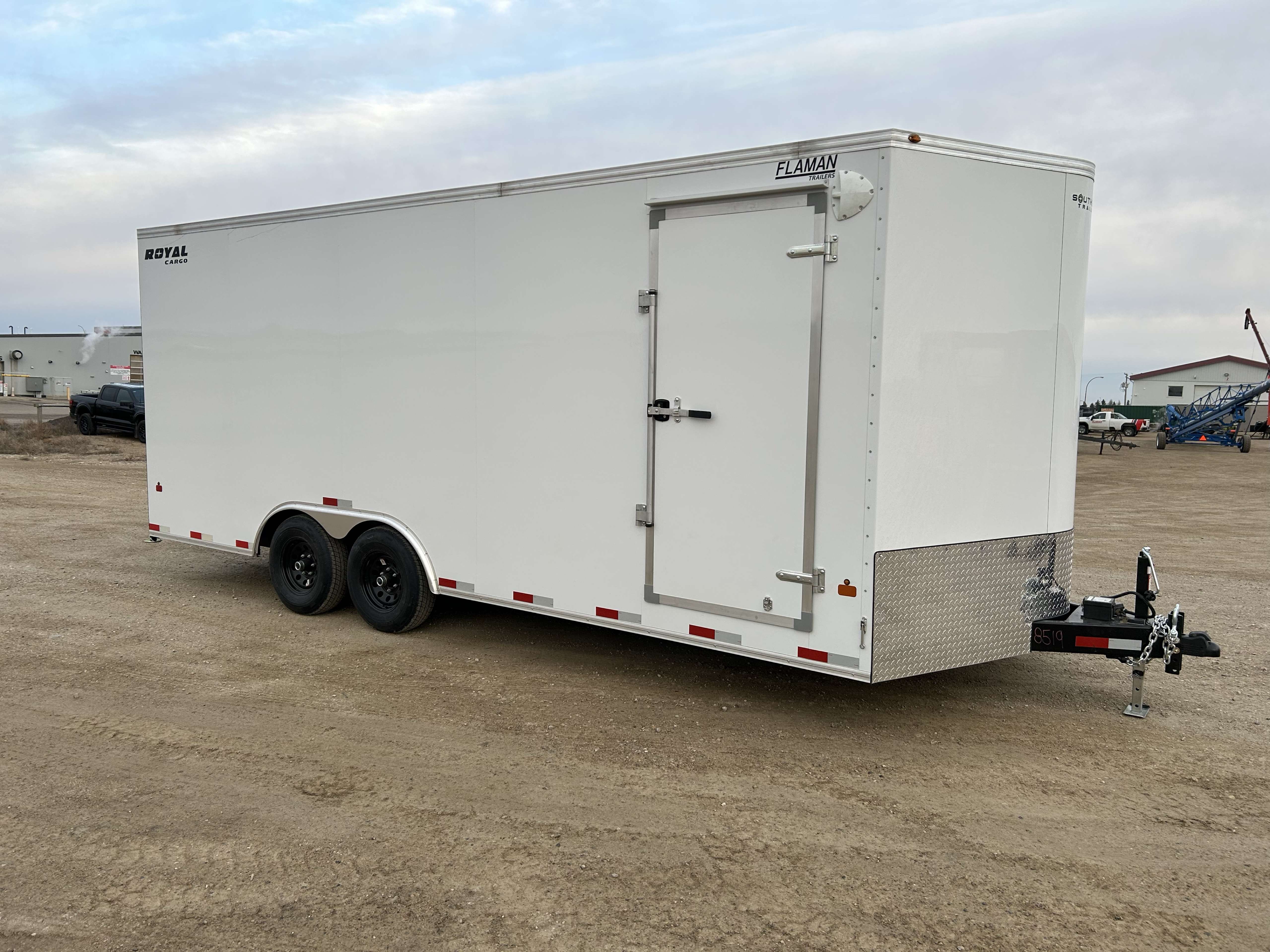 2026 Royal LARC 8'6" x 20' + V-Nose Car Hauler Trailer