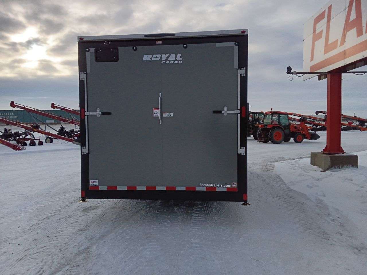 2026 Royal LARC 8'6" x 20' + V-Nose Car Hauler Trailer