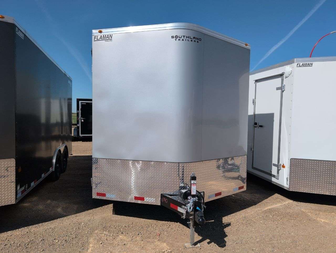 2026 Royal LARC 8'6" x 20' + V-Nose Car Hauler Trailer