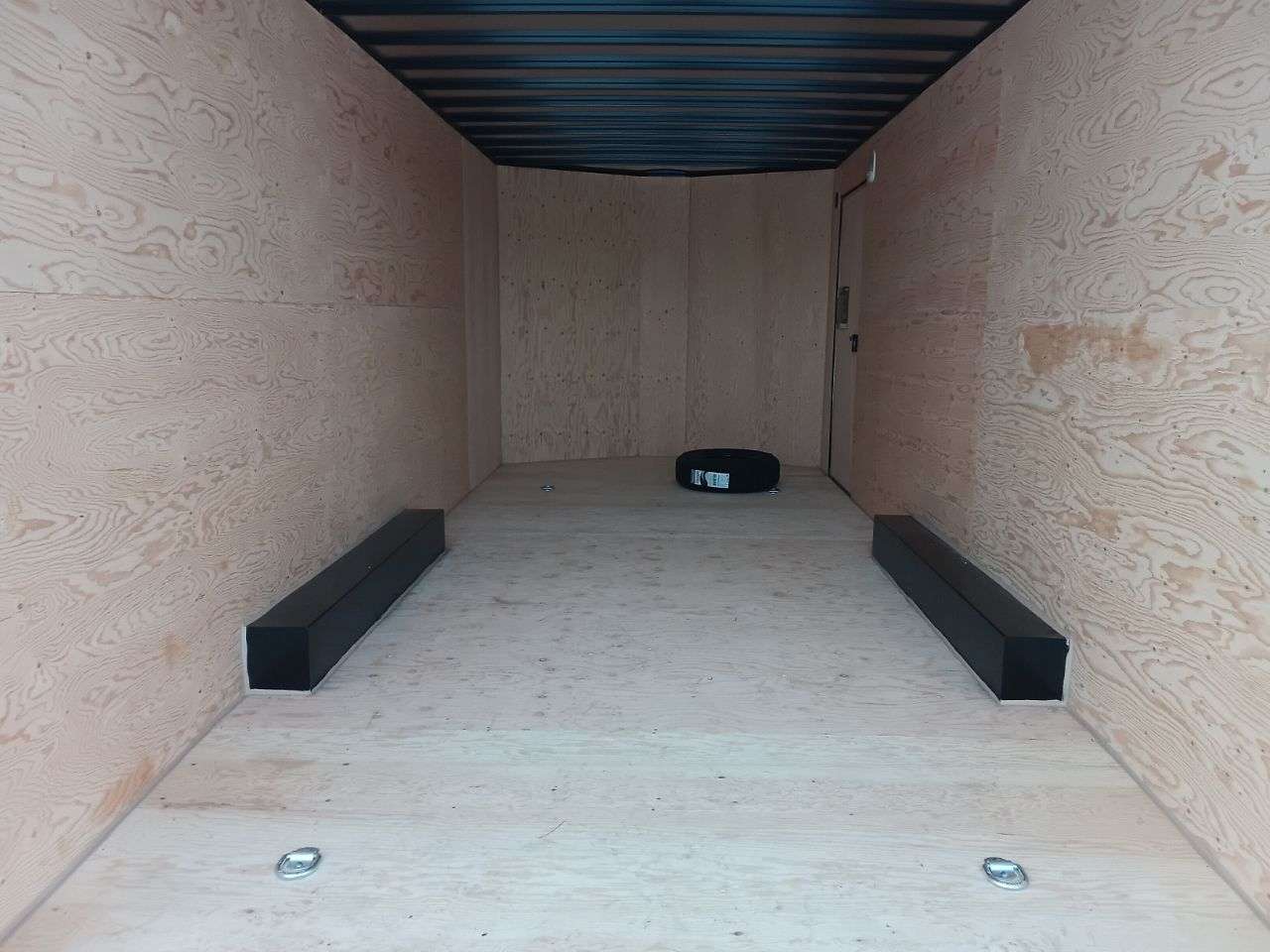 2026 Royal LARC 8'6" x 20' + V-Nose Car Hauler Trailer