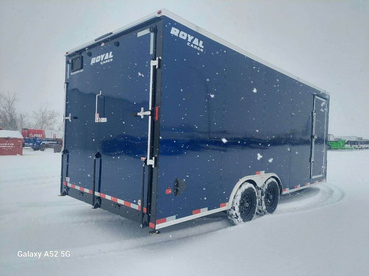 2026 Royal LARC 8'6" x 20' + V-Nose Car Hauler Trailer