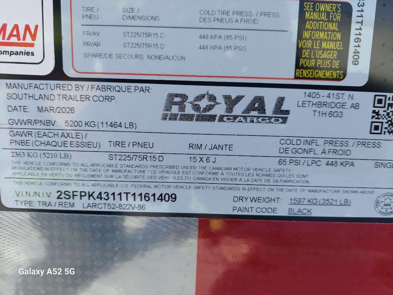 2026 Royal LARC 8'6" x 20' + V-Nose Car Hauler Trailer