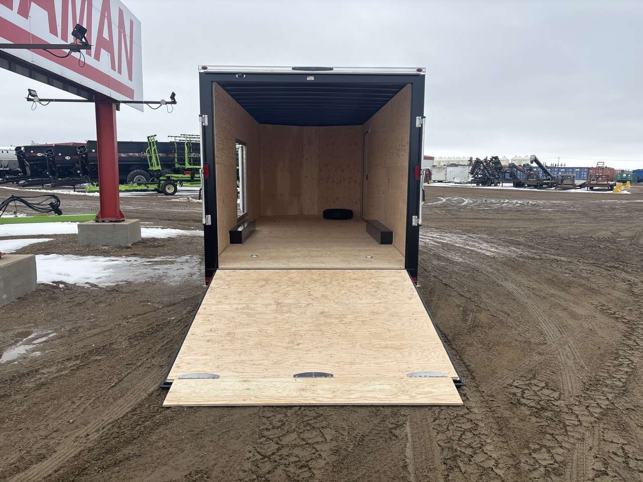 2026 Royal LARC 8'6" x 20' + V-Nose Car Hauler Trailer