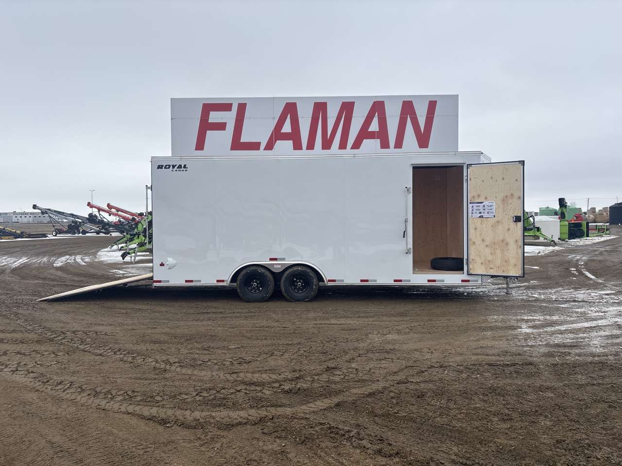 2026 Royal LARC 8'6" x 20' + V-Nose Car Hauler Trailer