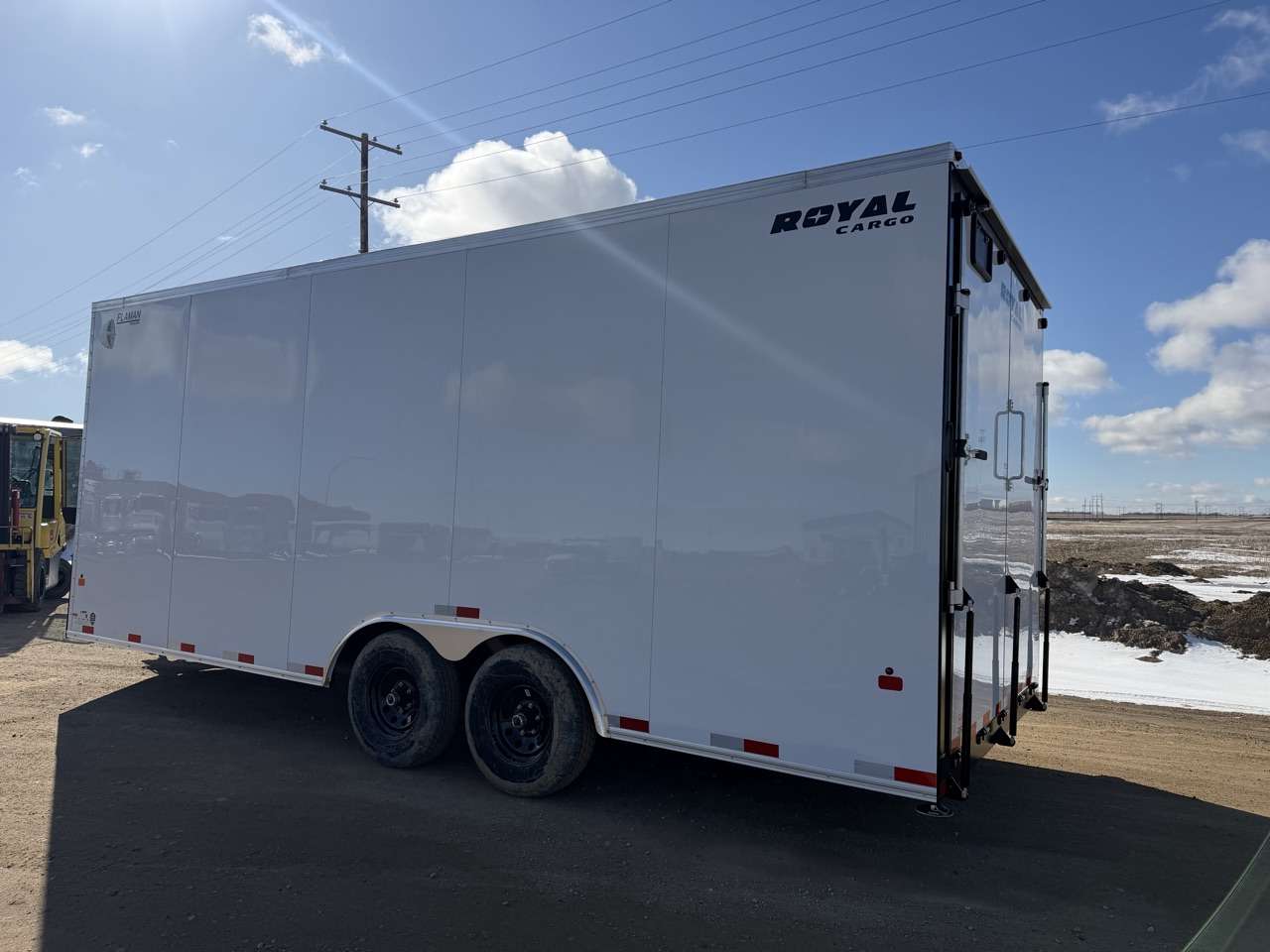 2026 Royal LARC 8'6" x 20' + V-Nose Car Hauler Trailer
