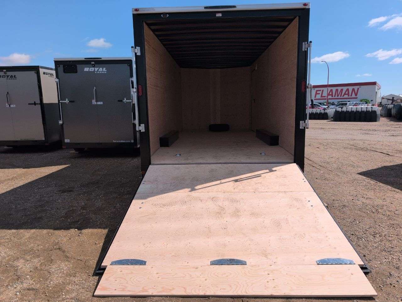 2026 Royal LARC 8'6" x 20' + V-Nose Car Hauler Trailer