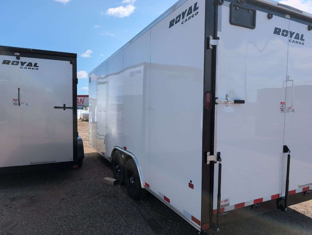 2026 Royal LARC 8'6" x 20' + V-Nose Car Hauler Trailer