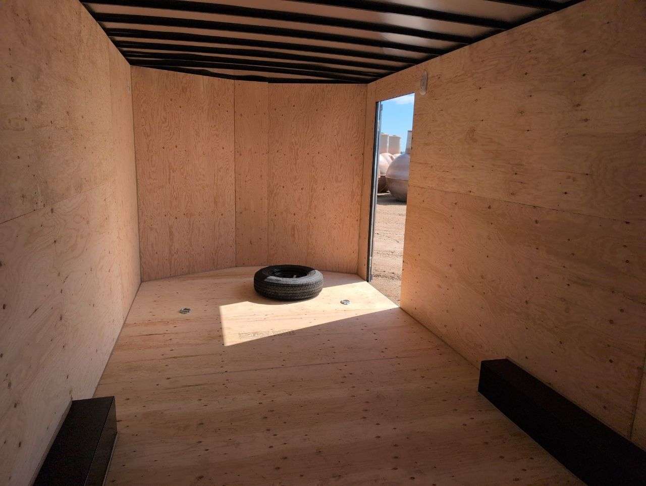 2026 Royal LARC 8'6" x 20' + V-Nose Car Hauler Trailer