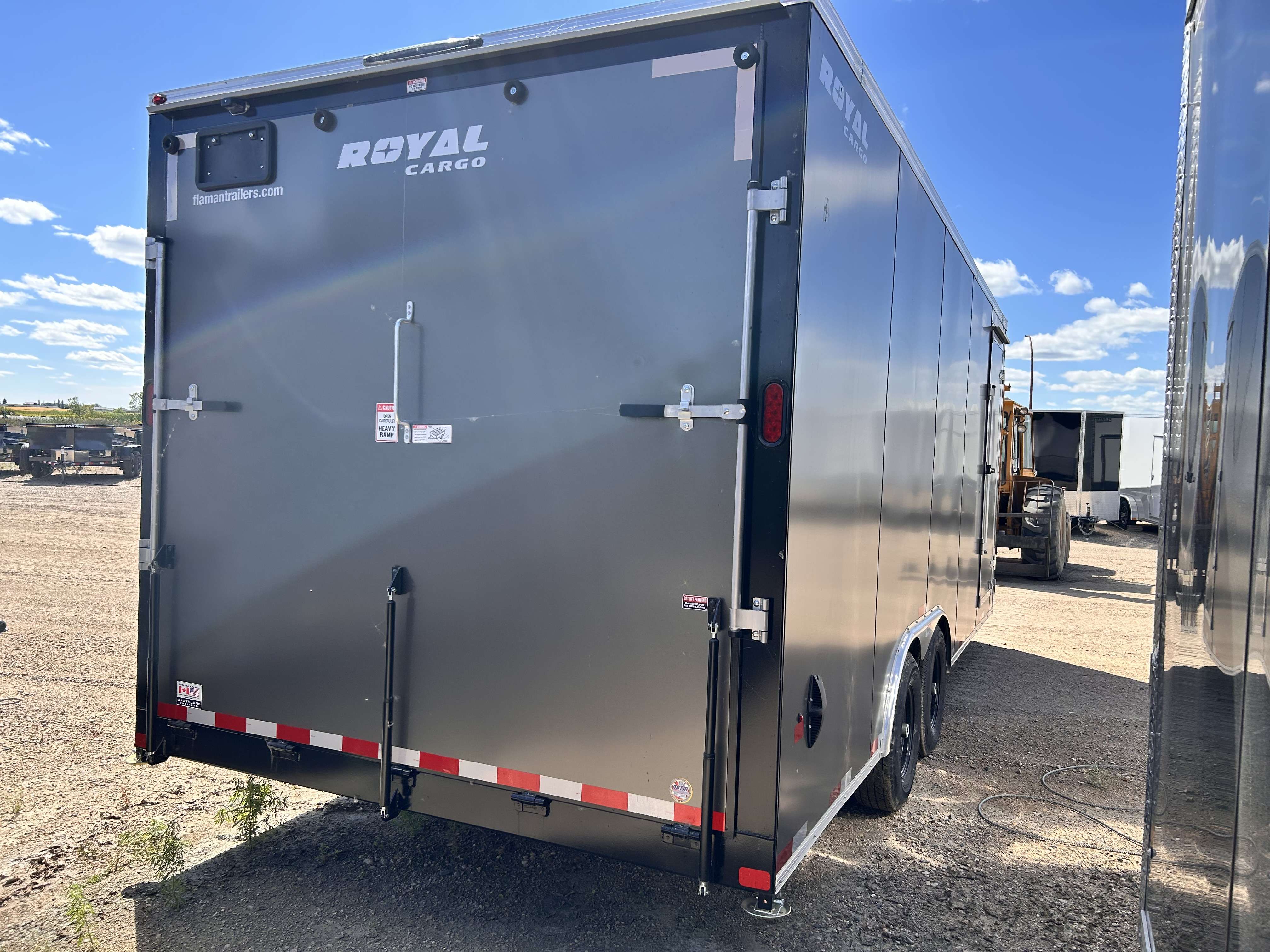 2026 Royal LARC 8'6" x 20' + V-Nose Car Hauler Trailer