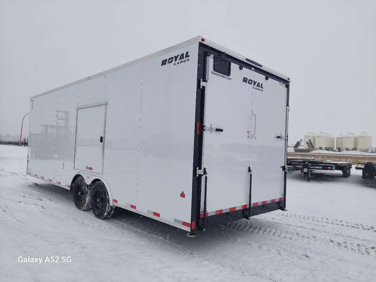 2026 Royal LARC 8'6" x 24' Flat Front Car Hauler Trailer
