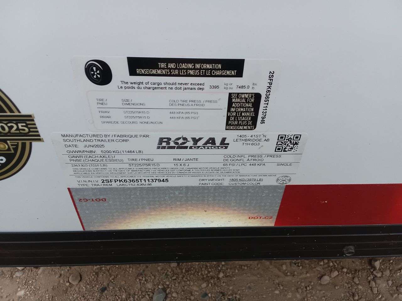 2026 Royal LARC 8'6" x 24' + V-Nose Car Hauler