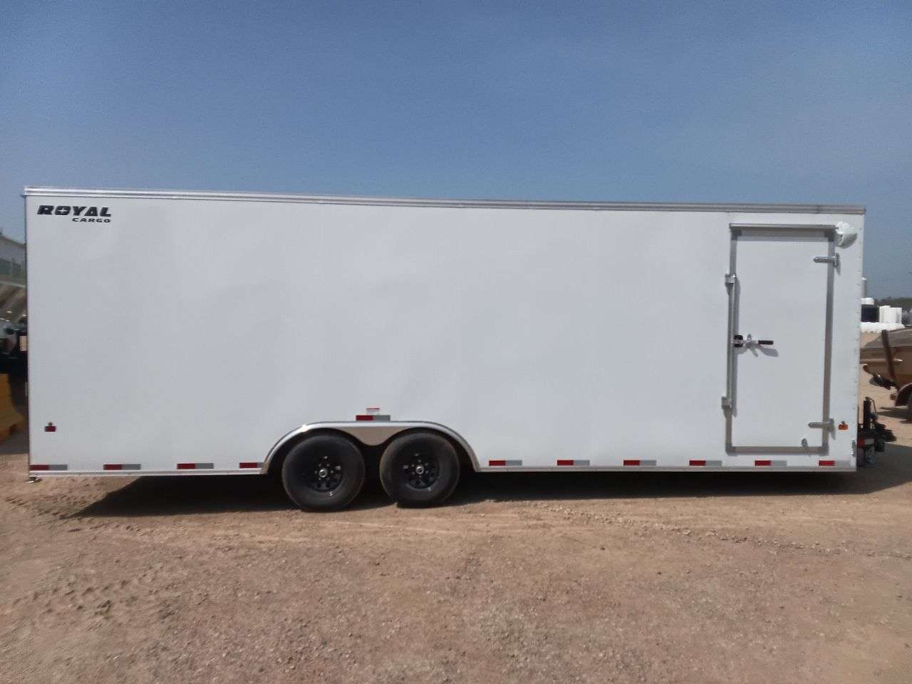 2026 Royal LARC 8'6" x 24' + V-Nose Car Hauler Trailer