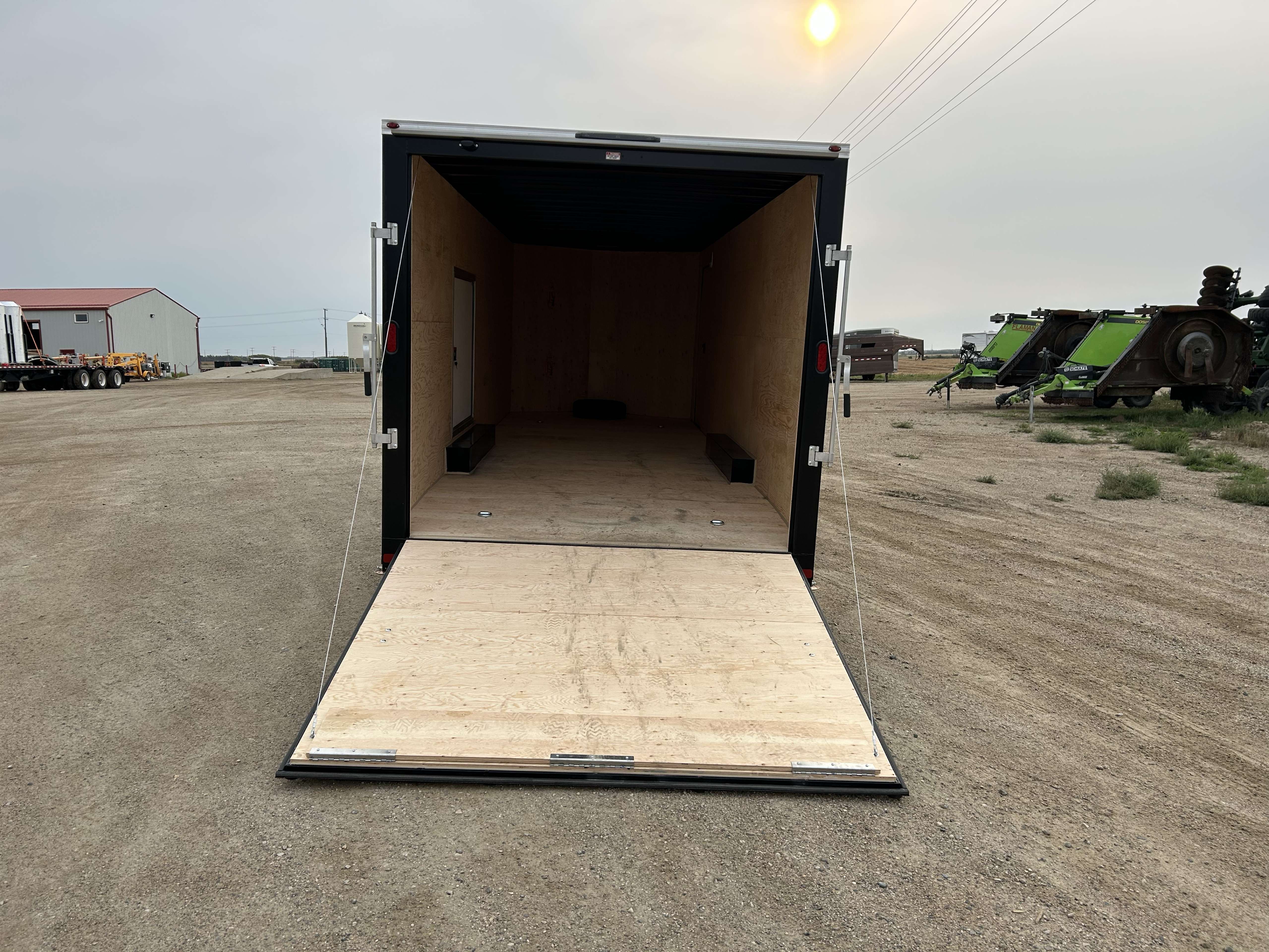 2026 Royal LARC 8'6" x 24' + V-Nose Car Hauler Trailer