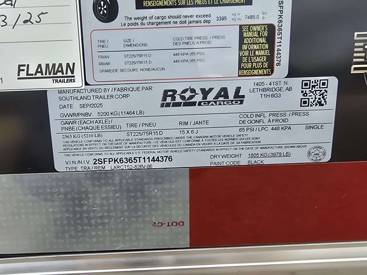 2026 Royal LARC 8'6" x 24' + V-Nose Car Hauler Trailer