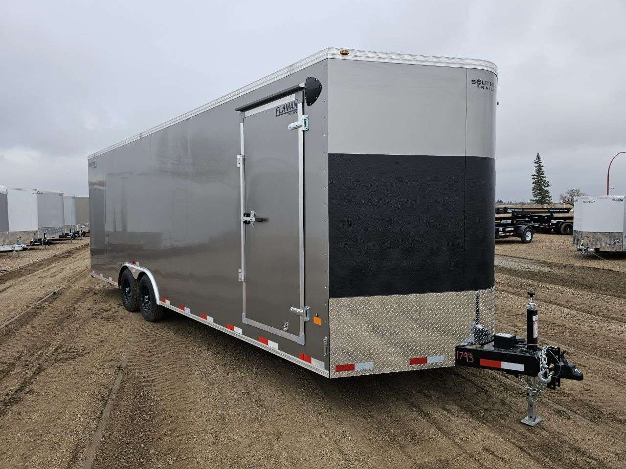 2026 Royal LARC 8'6" x 24' + V-Nose Car Hauler Trailer