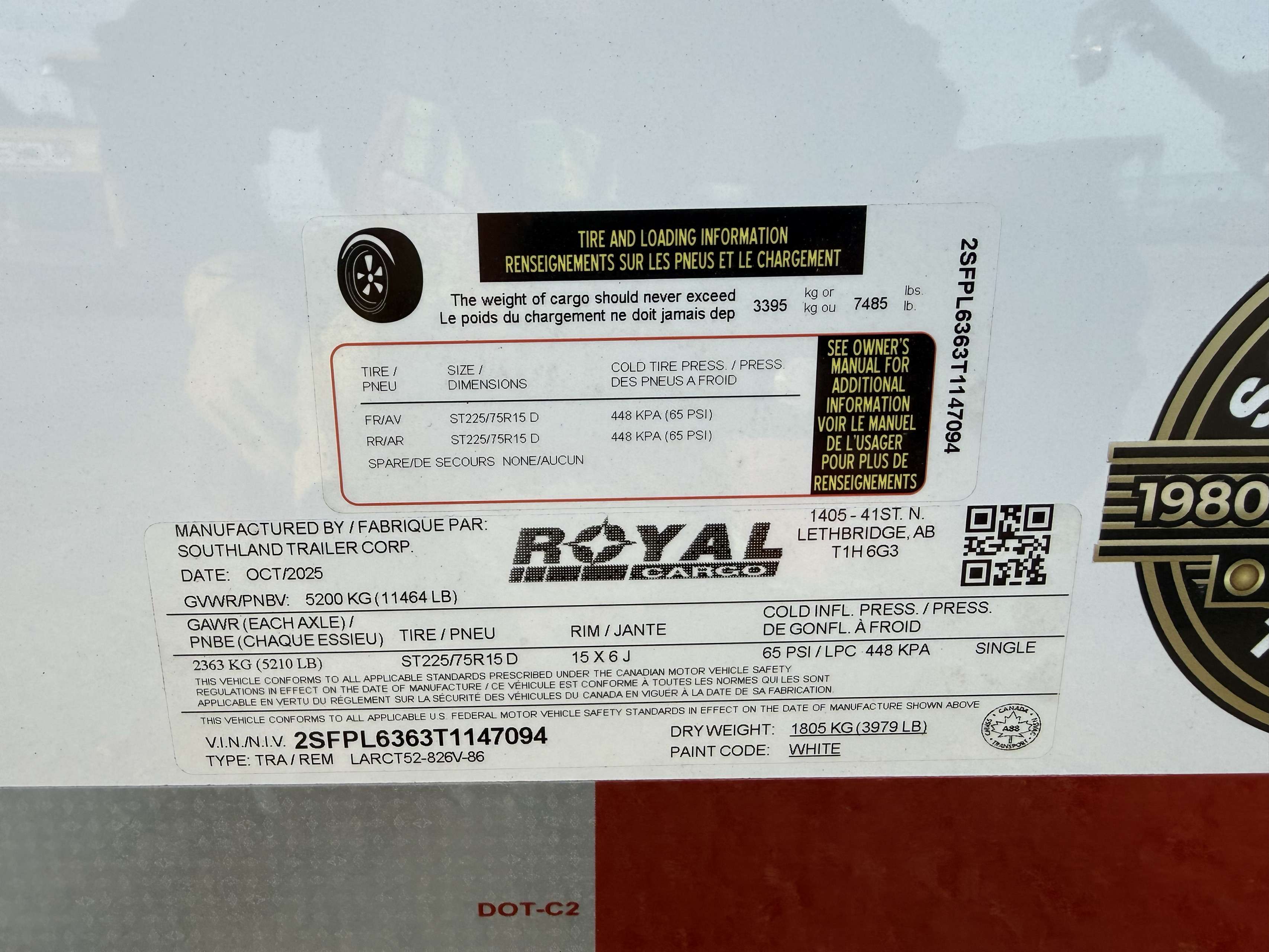 2026 Royal LARC 8'6" x 24' + V-Nose Car Hauler Trailer