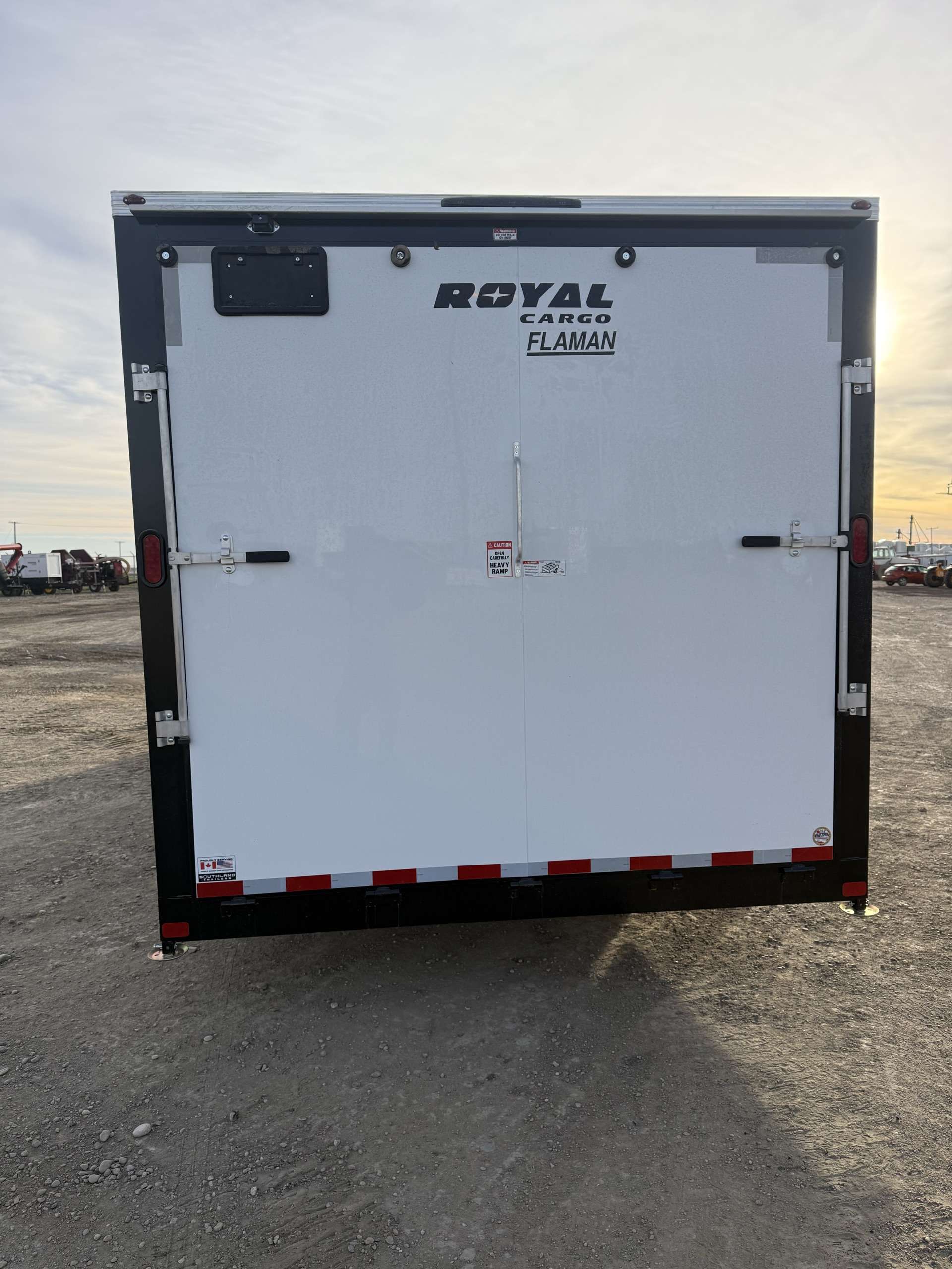 2026 Royal LARC 8'6" x 24' + V-Nose Car Hauler Trailer