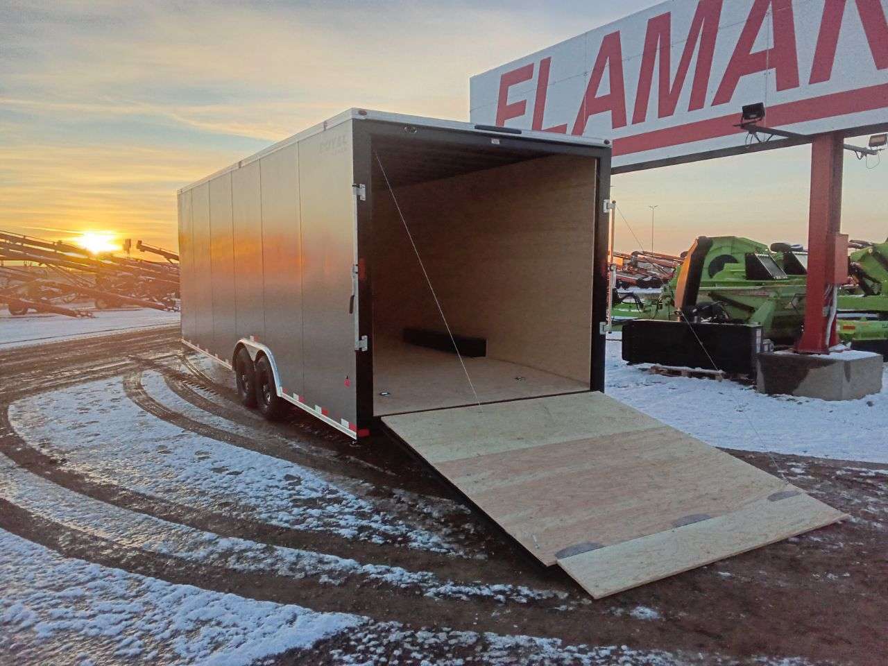 2026 Royal LARC 8'6" x 24' + V-Nose Car Hauler Trailer