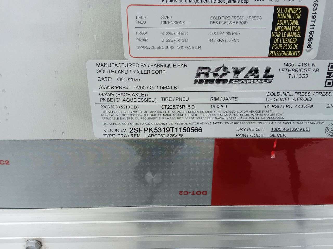 2026 Royal LARC 8'6" x 24' + V-Nose Car Hauler Trailer