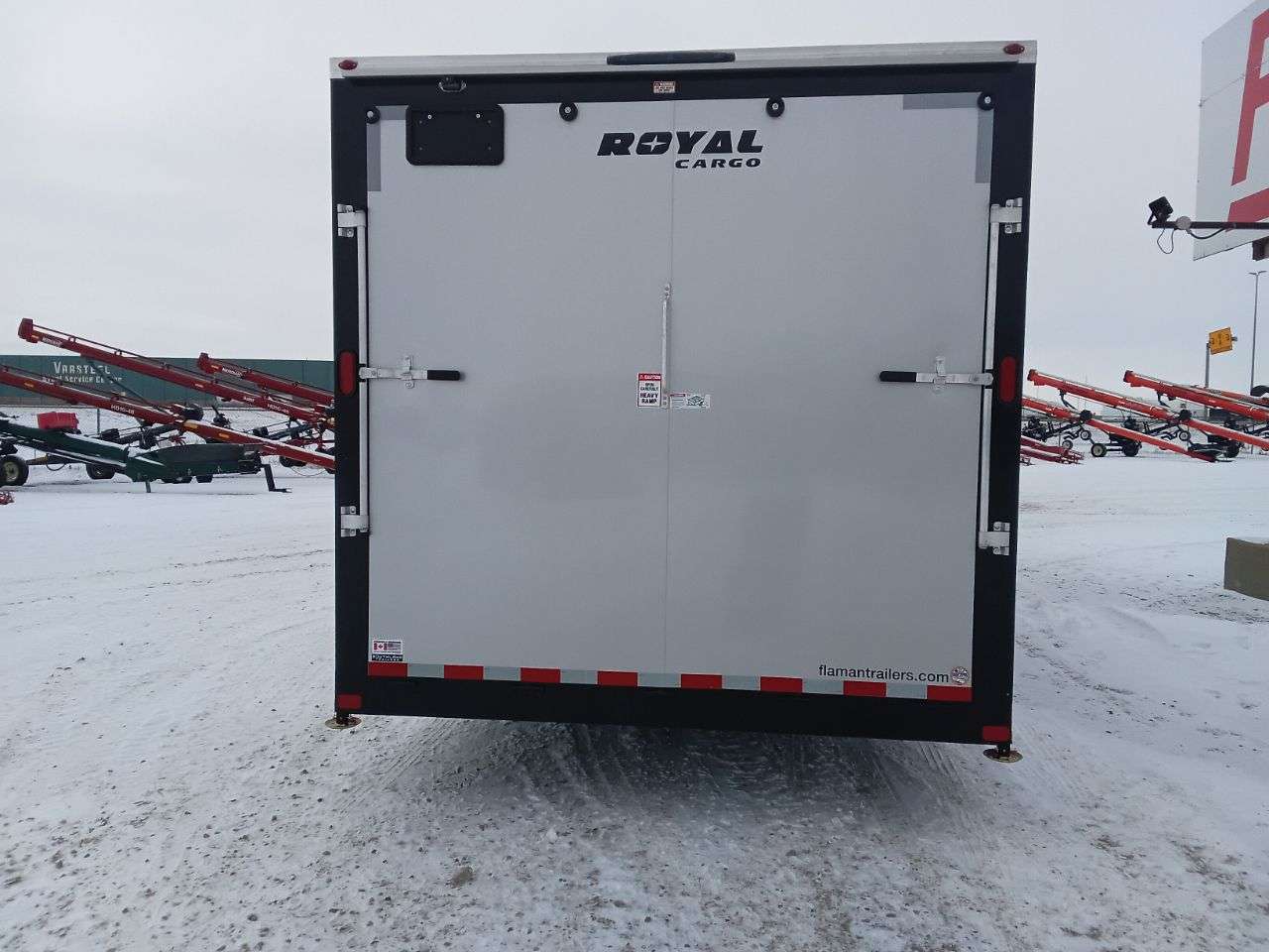 2026 Royal LARC 8'6" x 24' + V-Nose Car Hauler Trailer