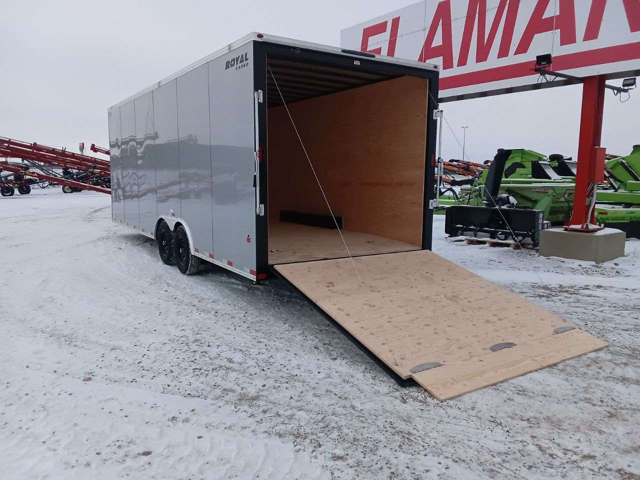 2026 Royal LARC 8'6" x 24' + V-Nose Car Hauler Trailer