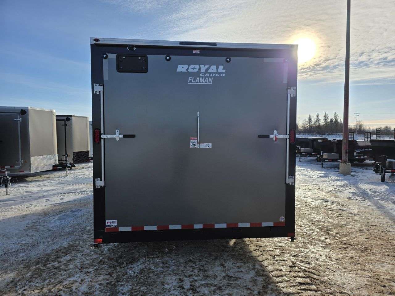 2026 Royal LARC 8'6" x 24' + V-Nose Car Hauler Trailer