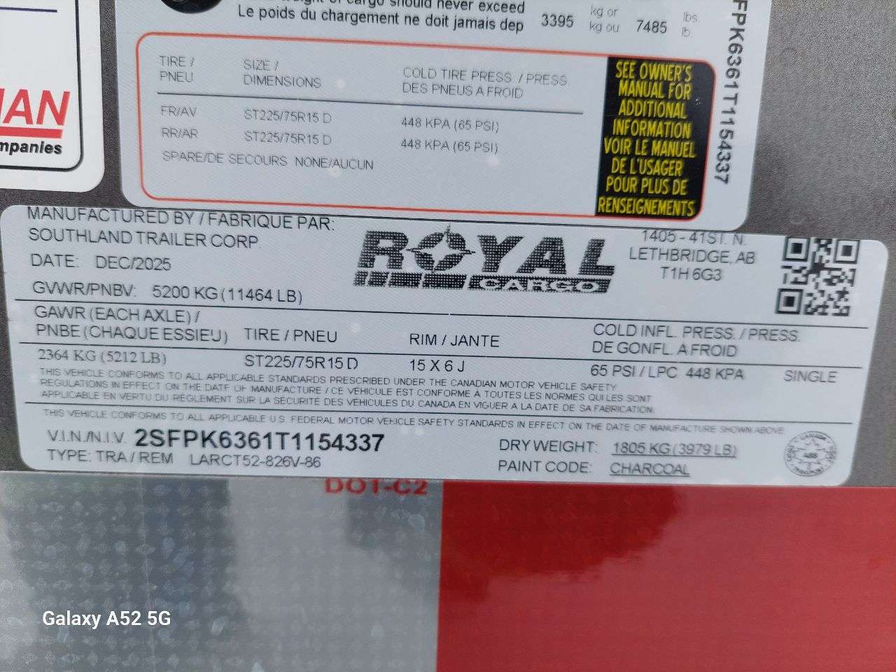 2026 Royal LARC 8'6" x 24' + V-Nose Car Hauler Trailer