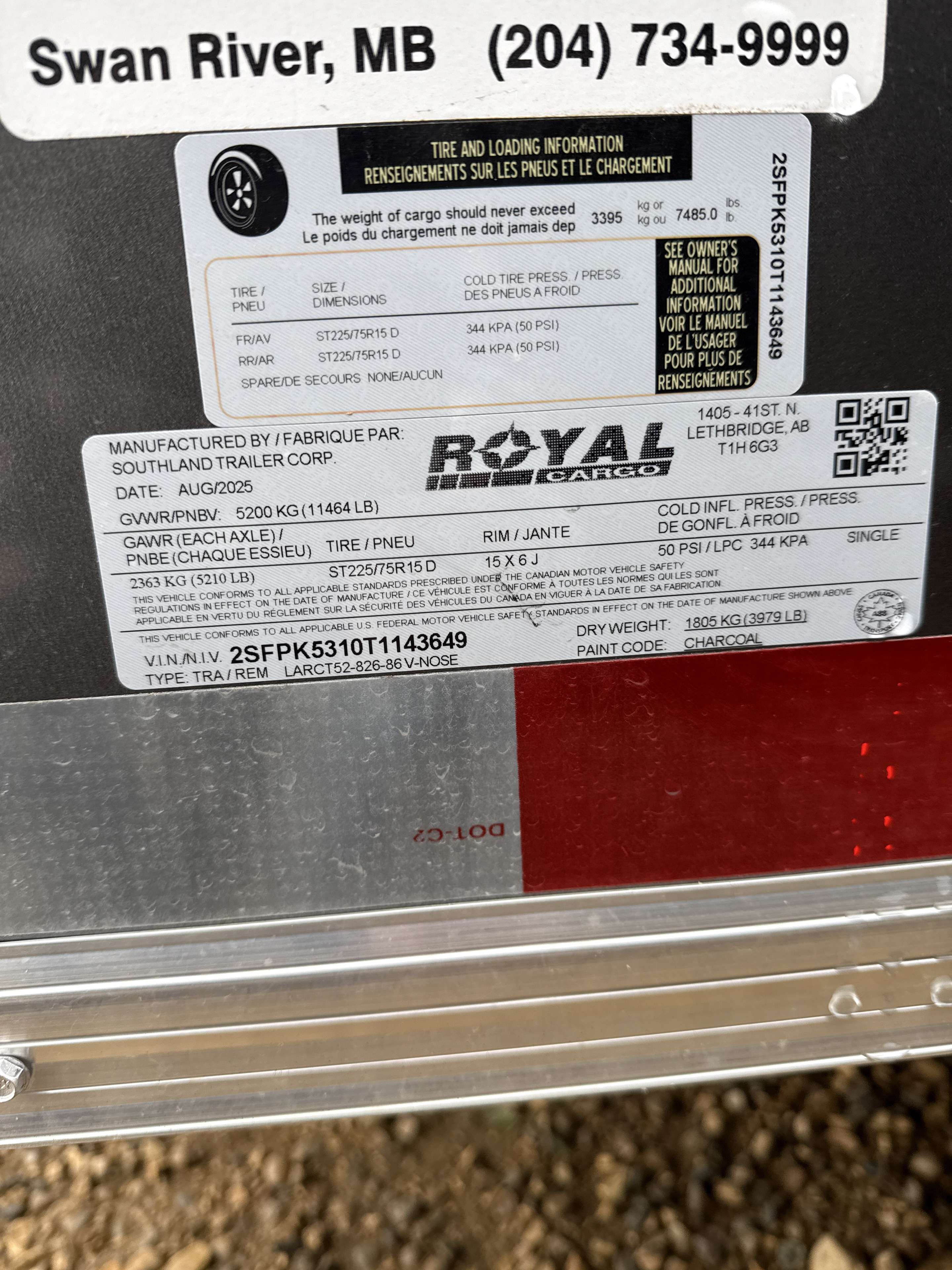 2026 Royal LARC 8'6" x 24' + V-Nose Car Hauler Trailer