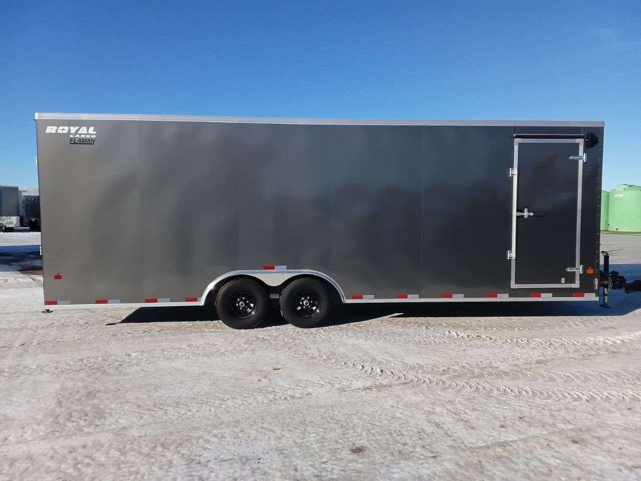 2026 Royal LARC 8'6" x 24' + V-Nose Car Hauler Trailer