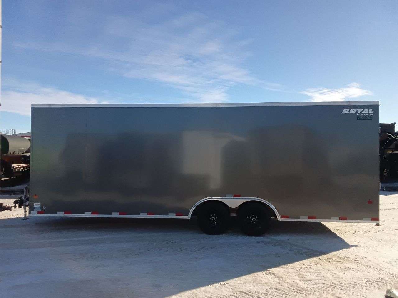 2026 Royal LARC 8'6" x 24' + V-Nose Car Hauler Trailer