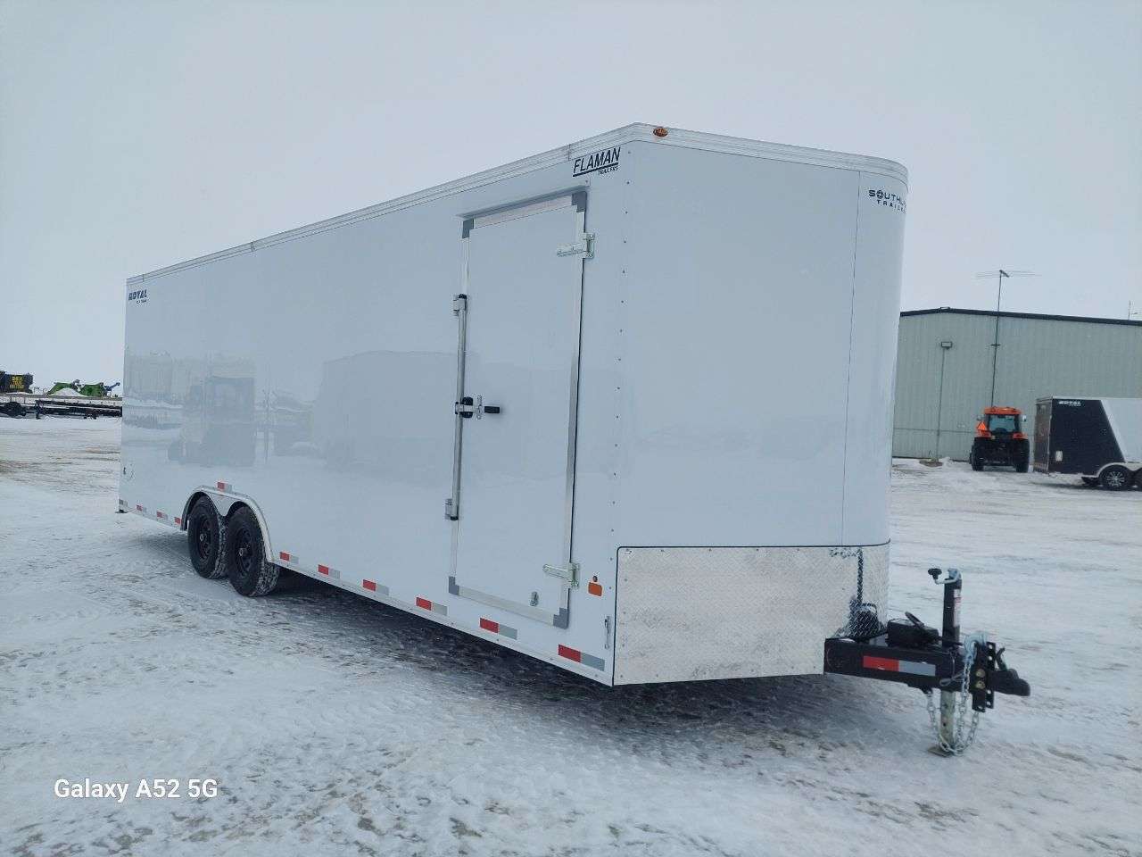 2026 Royal LARC 8'6" x 24' + V-Nose Car Hauler Trailer