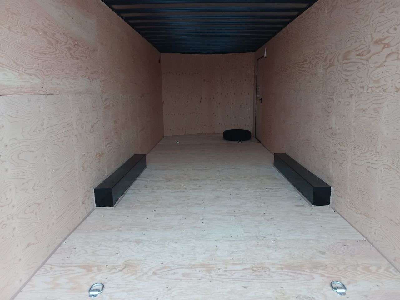 2026 Royal LARC 8'6" x 24' + V-Nose Car Hauler Trailer