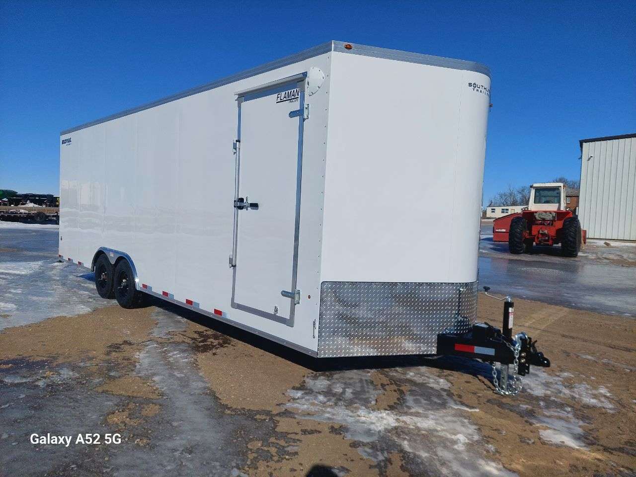 2026 Royal LARC 8'6" x 24' + V-Nose Car Hauler Trailer