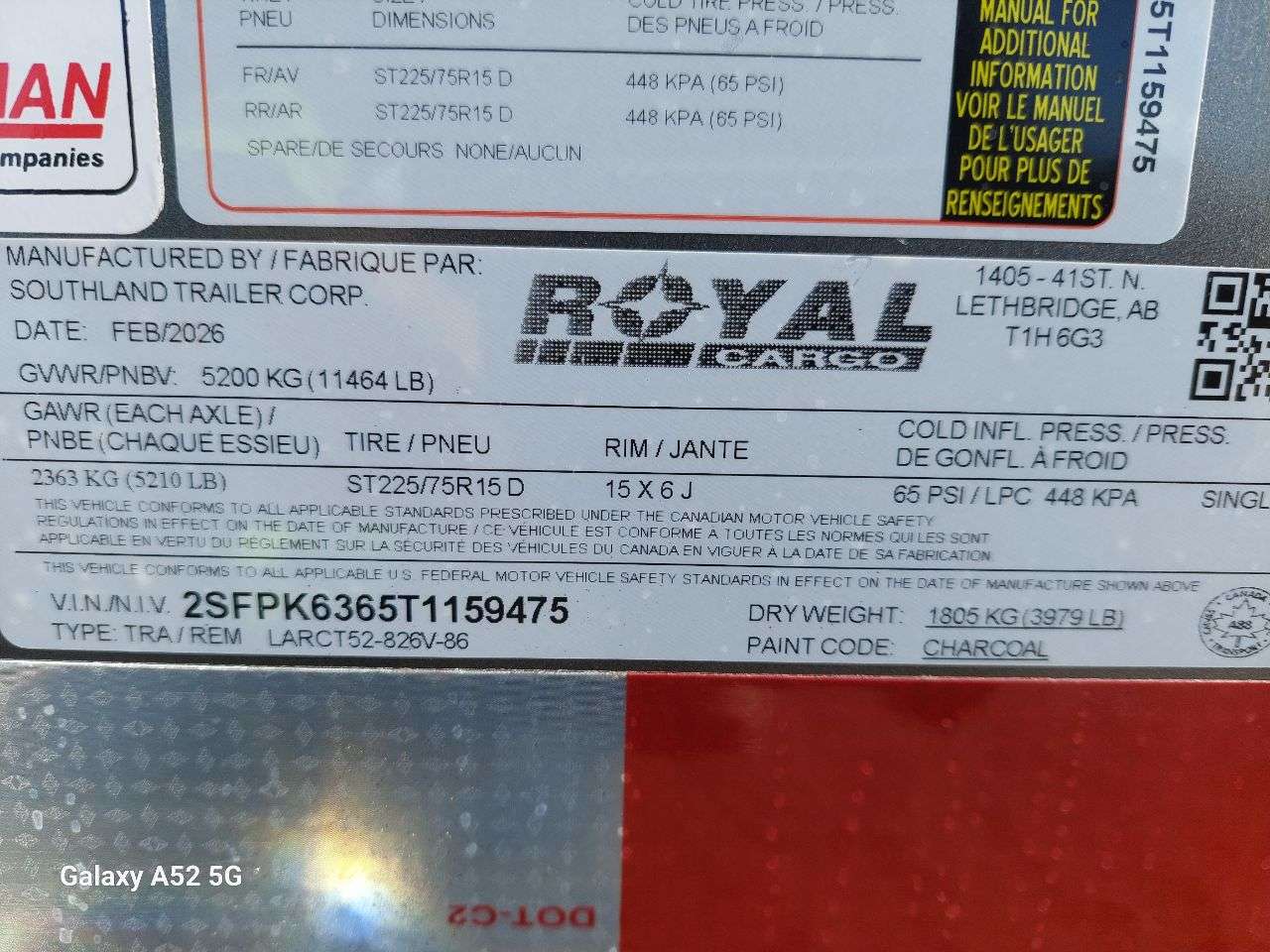 2026 Royal LARC 8'6" x 24' + V-Nose Car Hauler Trailer