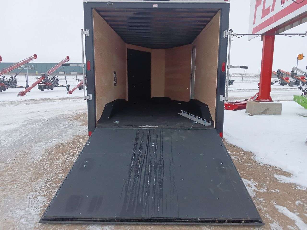 2026 Royal LARSM 8'6" x 16' + V-Nose Toy Hauler Trailer