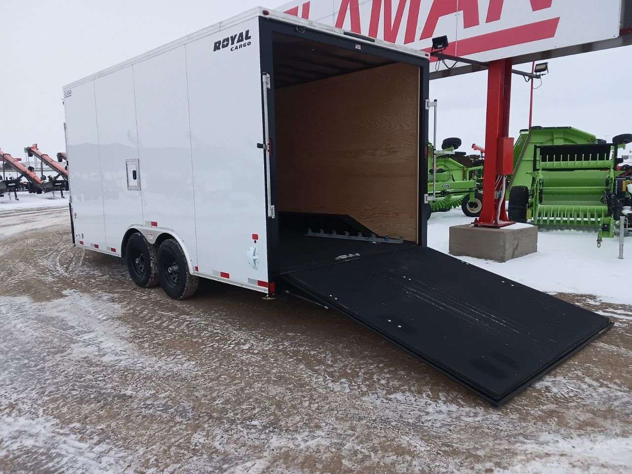 2026 Royal LARSM 8'6" x 16' + V-Nose Toy Hauler Trailer