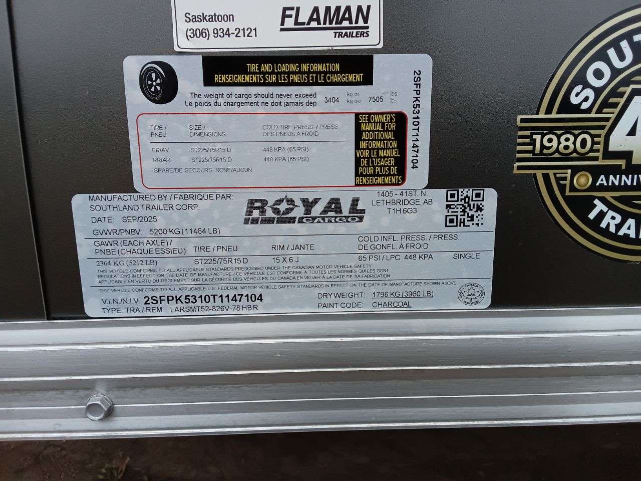 2026 Royal LARSM 8'6" x 22' + V-Nose Toy Hauler Trailer