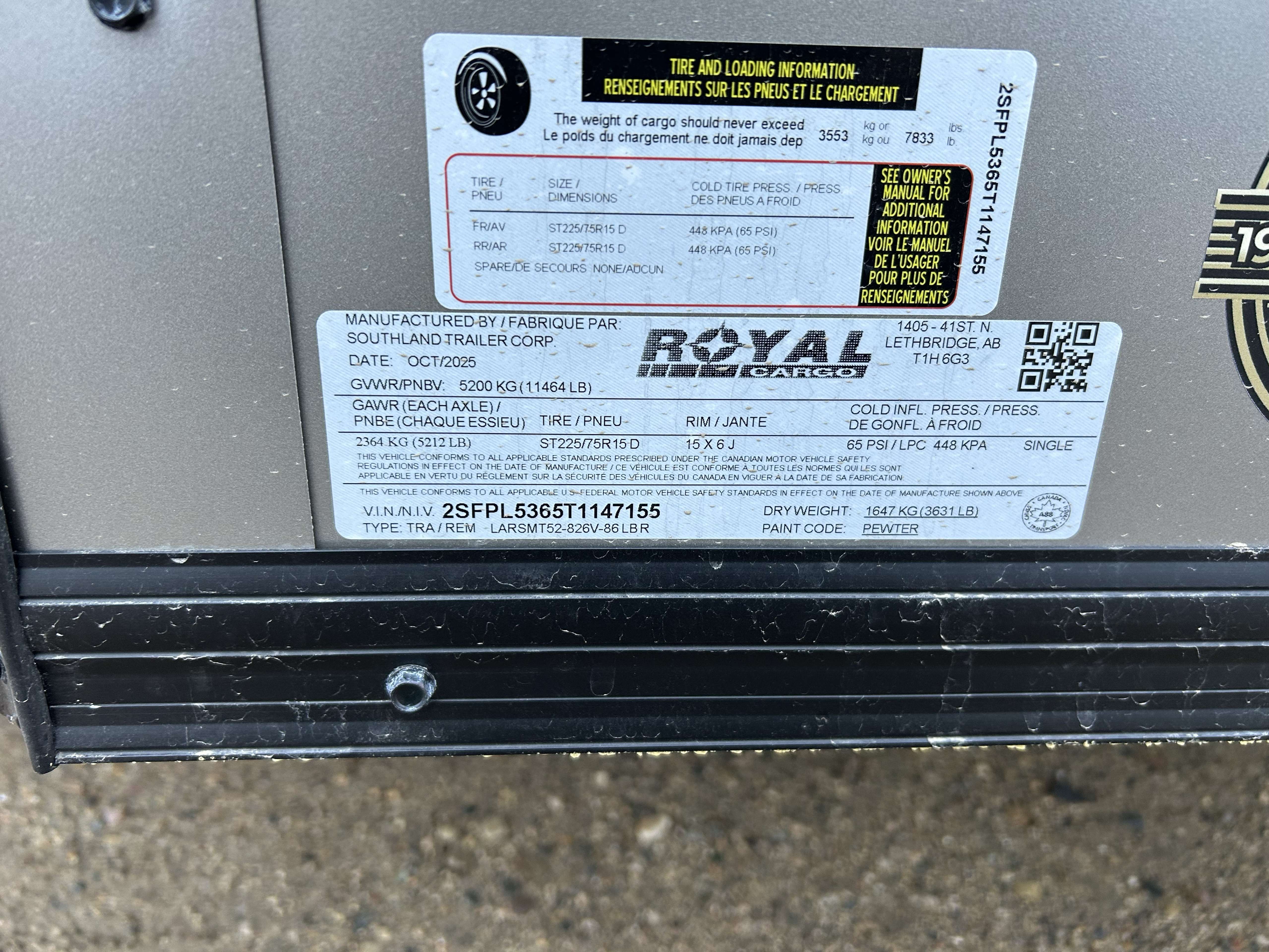 2026 Royal LARSM 8'6" x 22' + V-Nose Toy Hauler Trailer