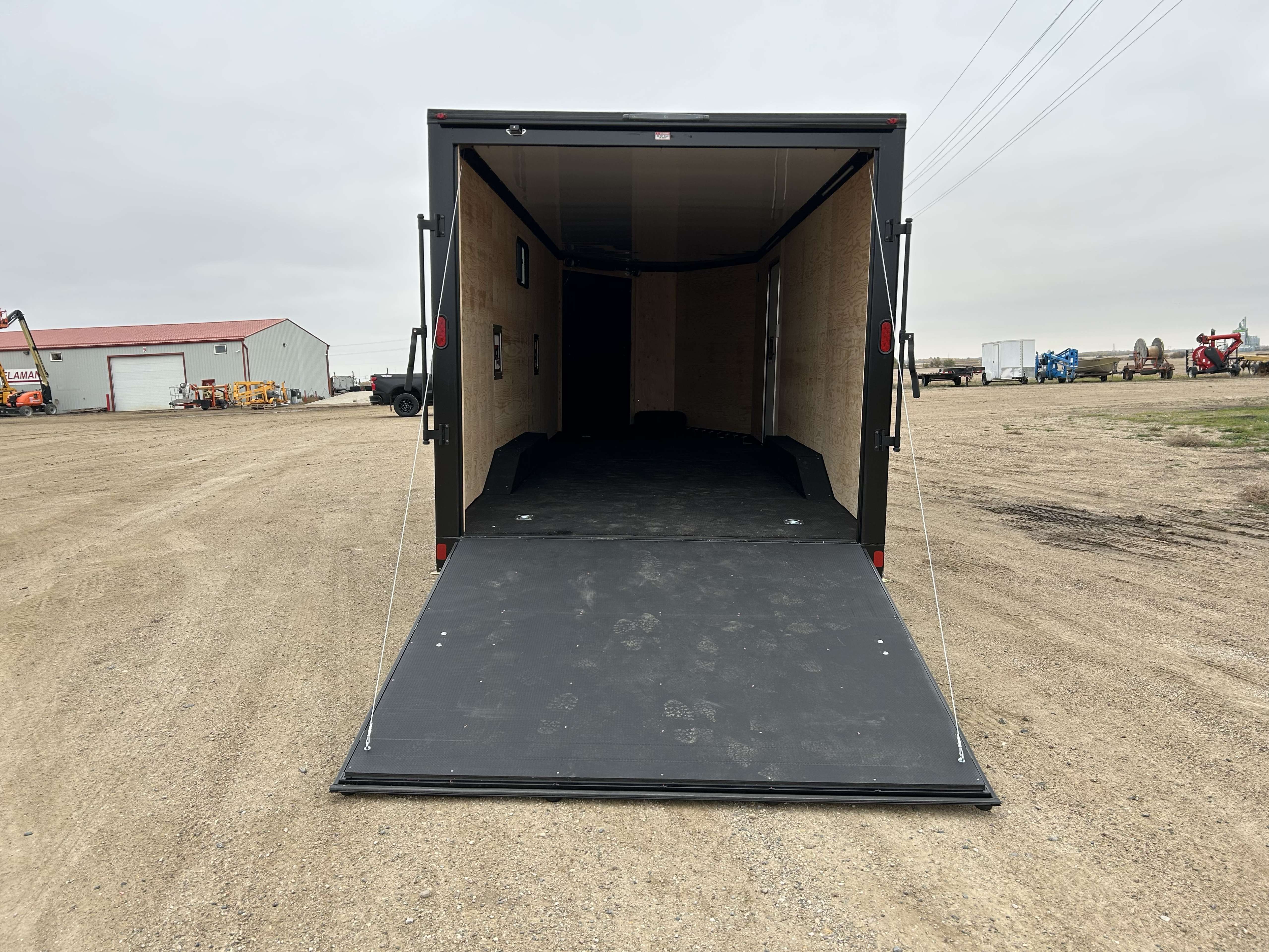2026 Royal LARSM 8'6" x 22' + V-Nose Toy Hauler Trailer