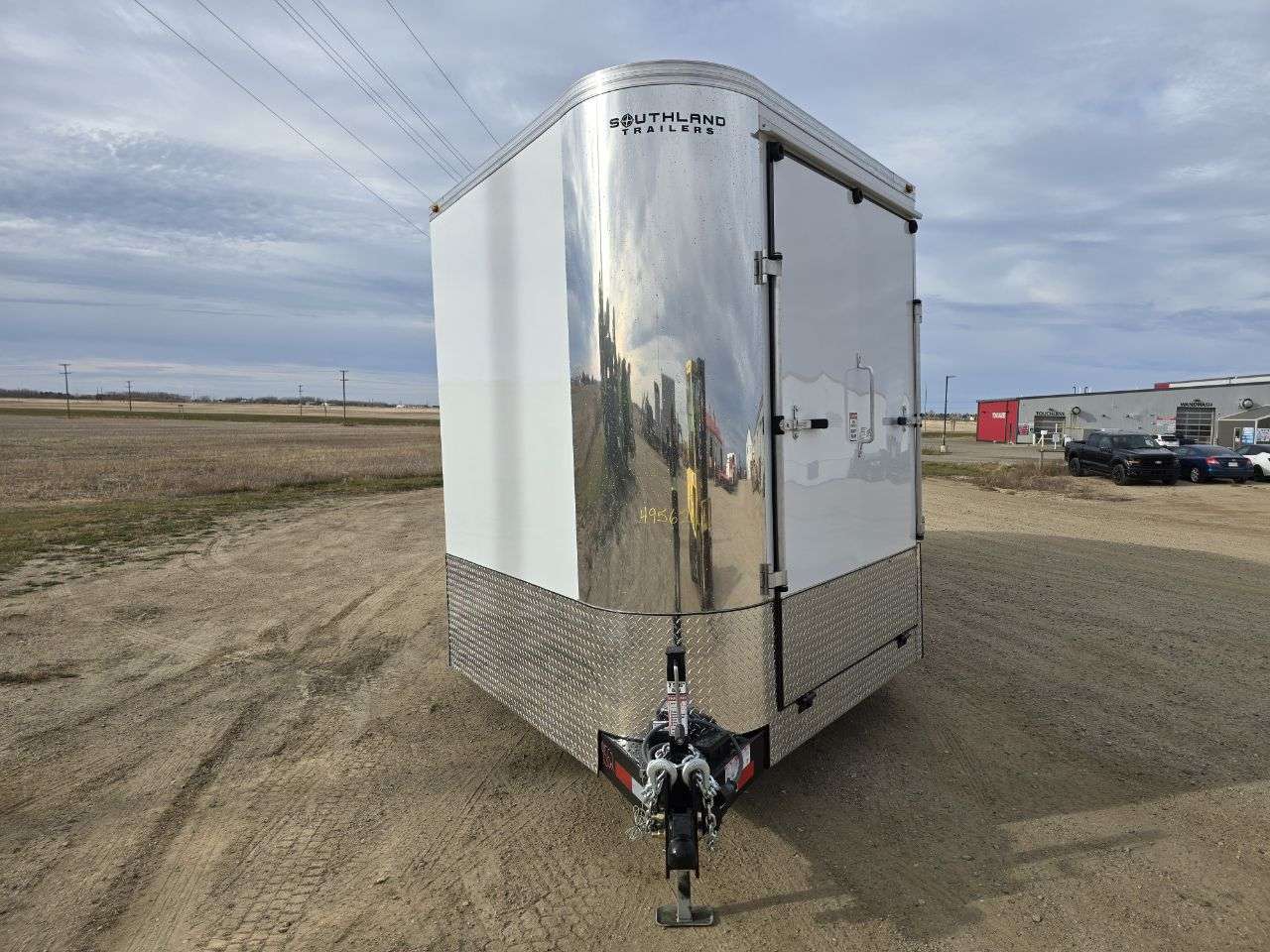 2026 Royal LARSM 8'6" x 22' + V-Nose Toy Hauler Trailer
