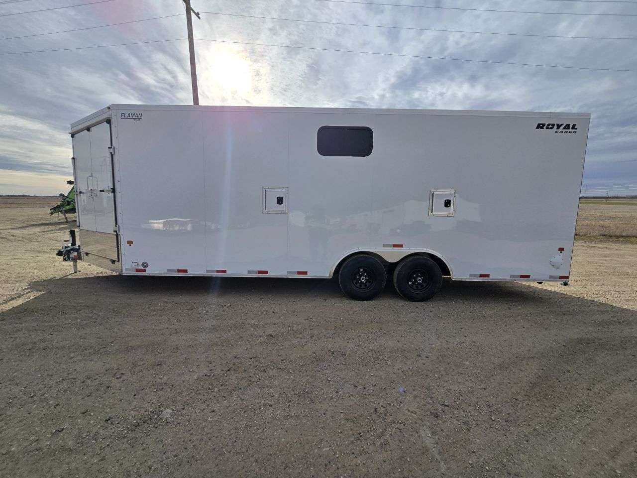 2026 Royal LARSM 8'6" x 22' + V-Nose Toy Hauler Trailer