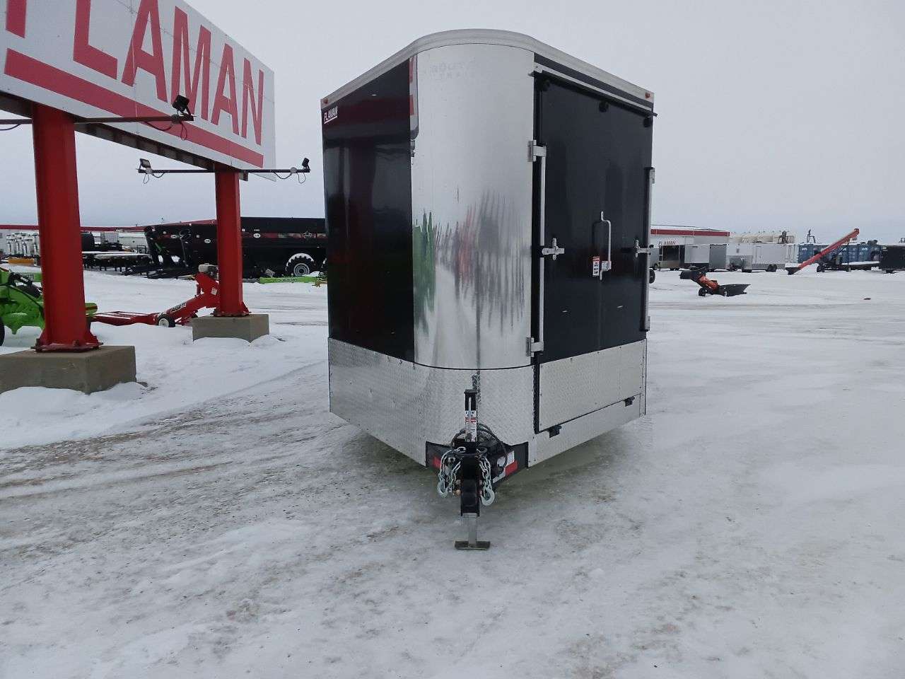 2026 Royal LARSM 8'6" x 22' + V-Nose Toy Hauler Trailer