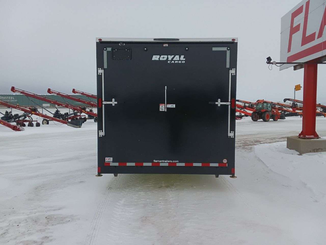 2026 Royal LARSM 8'6" x 22' + V-Nose Toy Hauler Trailer