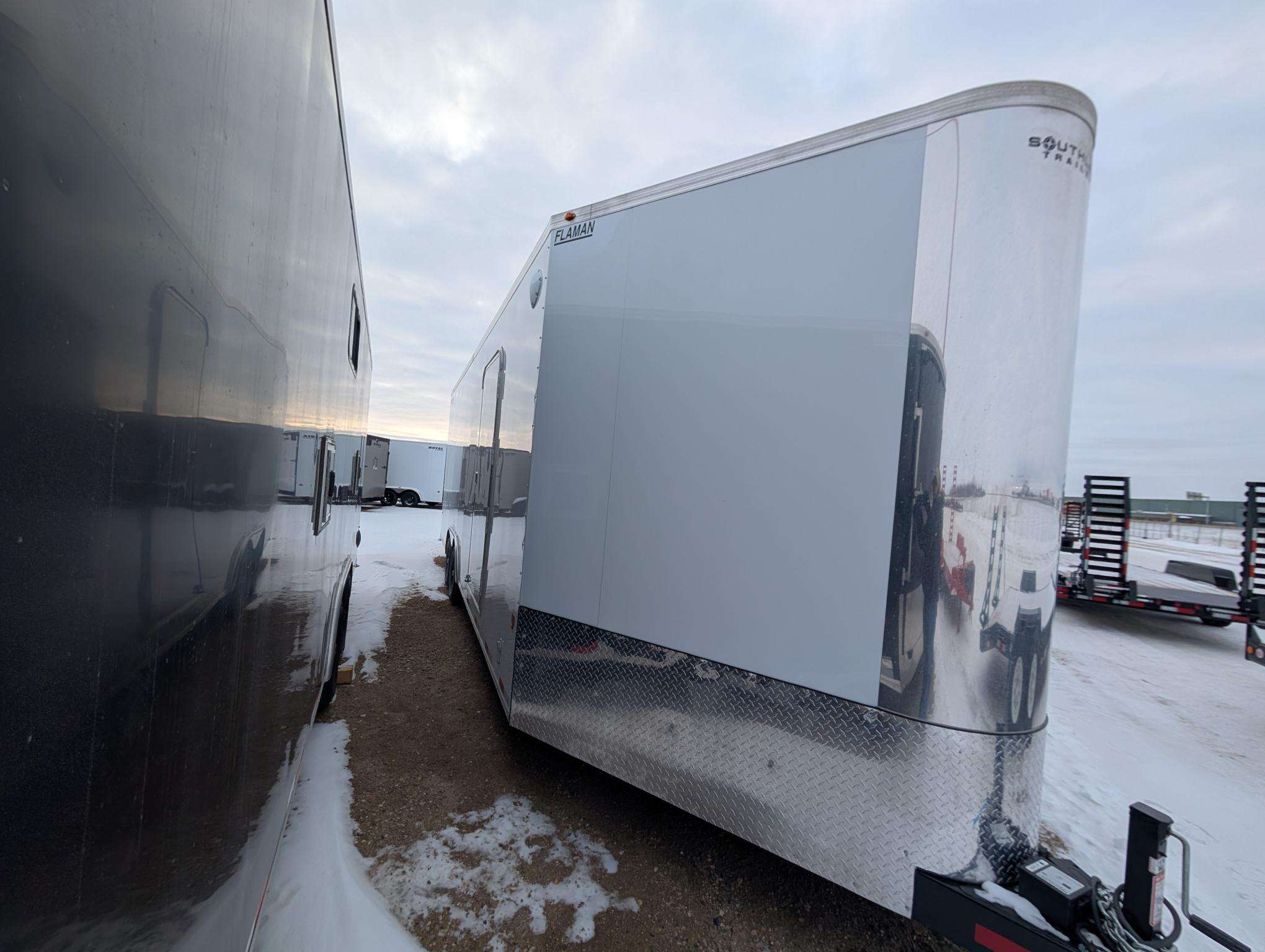 2026 Royal LARSM 8'6" x 22' + V-Nose Toy Hauler Trailer